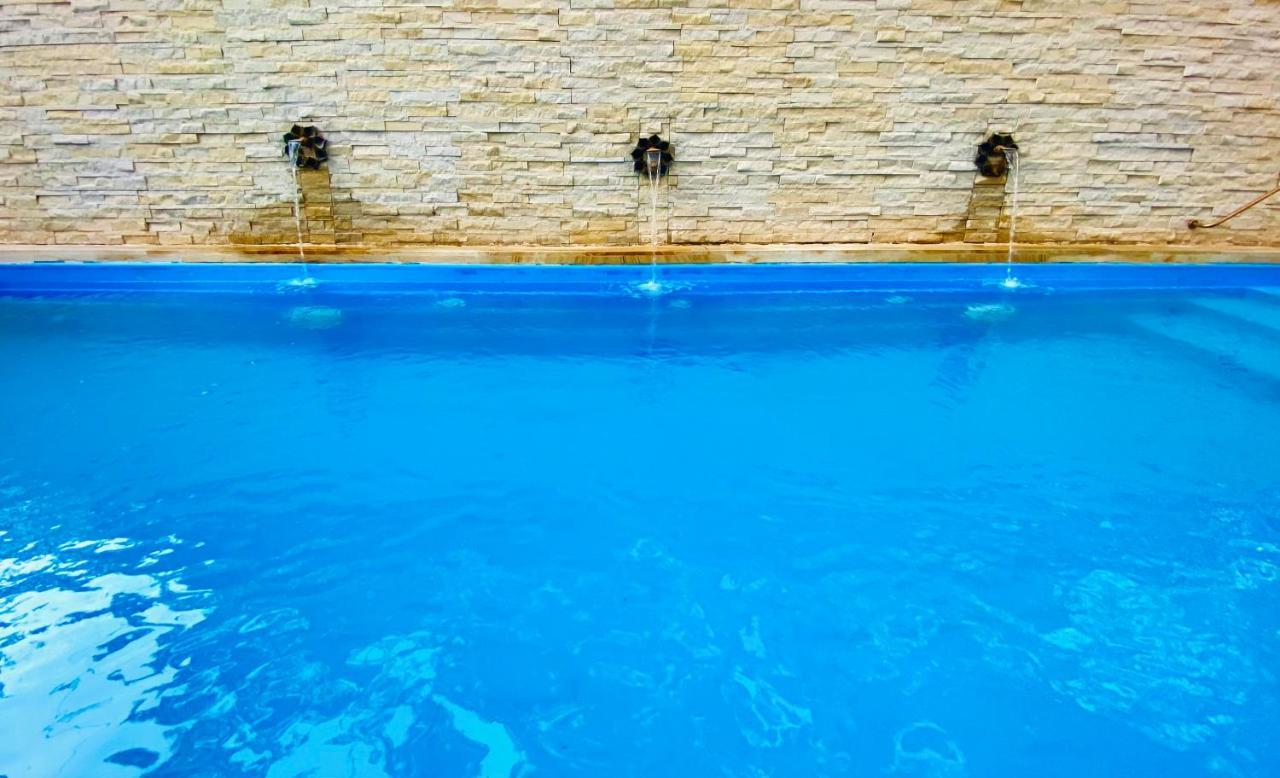 Roshani Pool Villa Gurgaon - 7Br #Privatepool #Villa #Bungalow #Garden #Staycation Exterior foto